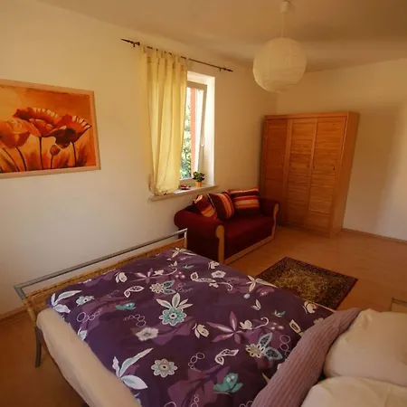 In Oelsnitz-erzgebirge Apartman